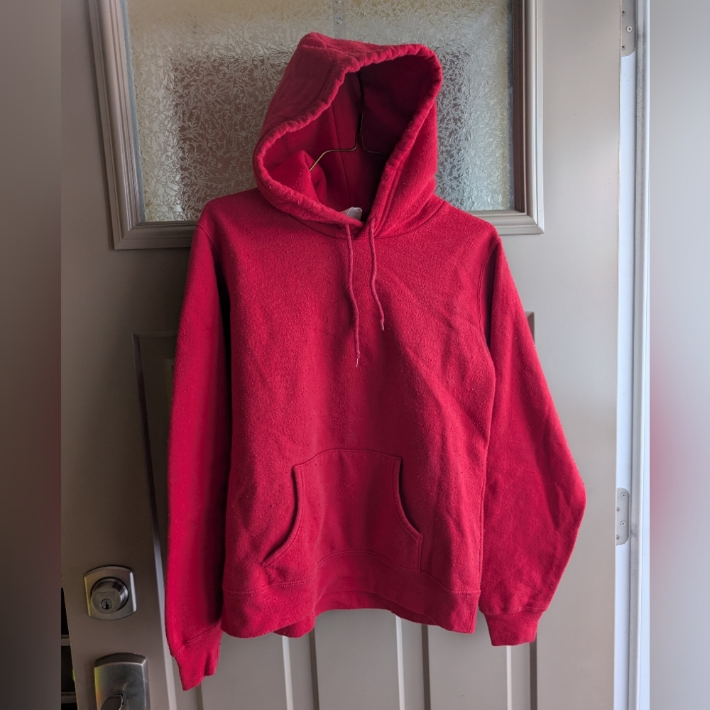 🩶3/$20 5/$30 7/$40🩶 Boys Sz Med Red Hoodie